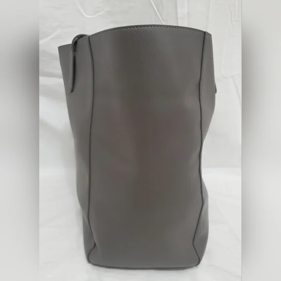 Vegan Leather & Faux Snake Skin Reversible Tote and Wristlet/Wallet - Picture 6 of 12